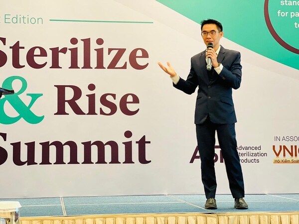 Kevin at ASP Rest of Asia's 1st Sterilize & Rise Summit Event in Hanoi, attended by 15 Key Opinion Leaders from 9 Countries