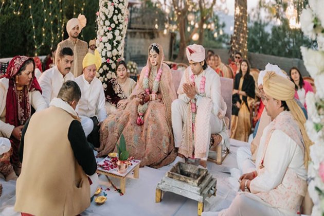 Suresh Raina congratulates Neeraj Chopra on his wedding to Himani